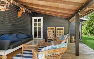 3 Bedroom Pet Friendly Home In Ebeltoft