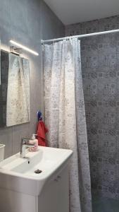 Lola seaview guest house. Уютный Домик в Варне