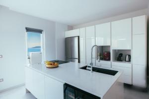 New -150m2 Penthouse With Shared Pool - Villa Smaragd