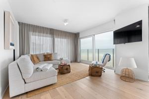 Seaflow-Holiday appartment with frontal sea view