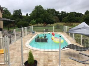 Sejours a la campagne Cottage a la campagne avec piscine et SPA : photos des chambres