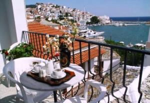 Regina Hotel Skopelos Greece