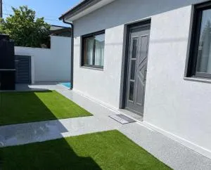 House 9 Guimarães - Roufe