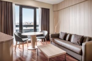 Junior Suite, 1 King, Sofa bed, Ocean view, High floor room in AC Hotel Gran Canaria