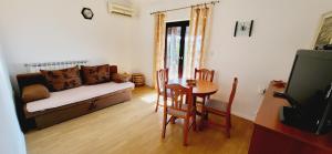 Apartments Makin by El-Pi Tours