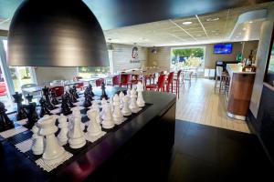 Hotels Campanile Evry Ouest - Corbeil Essonnes : photos des chambres