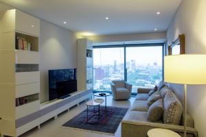 Mexication Penthouse: Urban Retreat Col. American