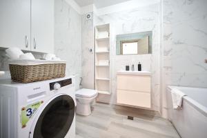 Palmas - Pool by N10