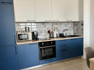 One bedroom apartment with sea view in complex on Kavatsi beach