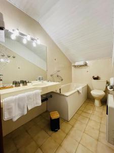 Hotels Hotel les Chaumettes : photos des chambres