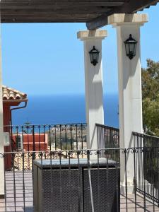 Luxury Villa Alhambra close to Sea and Centre