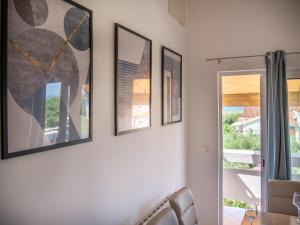 2BR sea & beach view, near Zadar