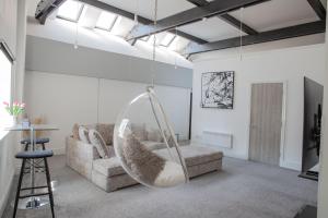 Stylish City Centre Apartment with High Ceilings near Hull New Theatre #5