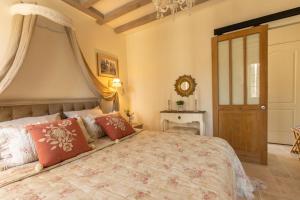 B&B / Chambres d'hotes Le Clos des Roses : photos des chambres