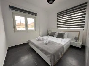 Mesangala Sunrise - Néa Meságkala