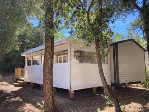 Campings Le Domaine des Pins : photos des chambres