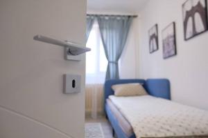 Joy City Stay Versului 8