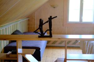 Saunahouse Rae Vallas