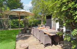 3 Bedroom Pet Friendly Home In Ebeltoft