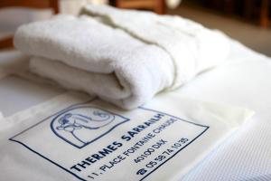 Hotels Hotel Bains Sarrailh : photos des chambres