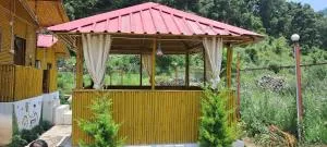 Krishna kutir, Talla Ramgarh by the meditating society - Rāmgarh