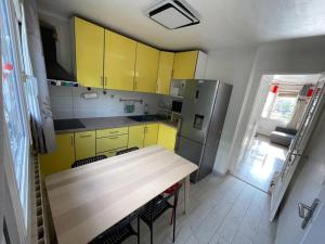 Villas Maison de ville,RER A 20 min pour Paris/Disneyland : photos des chambres