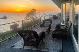 Whalerock Luxury Home - Moonstone