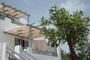 Meltemi 1 - Nea Cryssi Akti