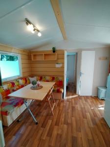 Campings Camping Le Ried *** Mobil Home Cosy 3 chambres Proche Europa Park Rulantica : photos des chambres