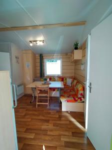 Campings Camping Le Ried *** Mobil Home Cosy 3 chambres Proche Europa Park Rulantica : photos des chambres