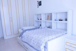 White&Gold penthouse