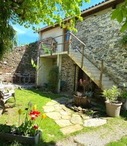 Maisons d'hotes Maison d'Hotes Hameau de Taur : Chambre Double avec Salle de Bains Privative