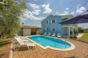 Villa Martina with private Pool - Kaldanija