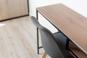 KB25 - Métro 14 et le Métro 7 à 6 minutes à pied Emplacement stratégique plus parking gratuit