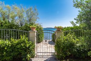 Beach Apartment Villa Carmen