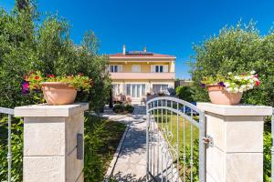 Beach Apartment Villa Carmen