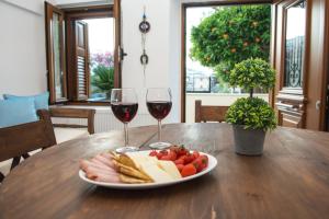 Santorini Vineyard Villa with Heated Pool