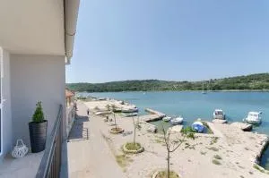 Apartment Paradise - Kaprije