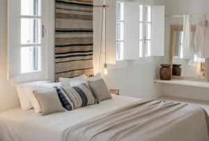 Scorpios Beach Santorini