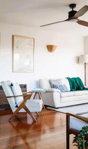 비나롱 베이 Driftwood Rest Binalong Bay Sleeps 4 싱글룸 스위트룸