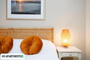 Large 2 Bed Edinburgh City Centre Apartment - FREE Parking