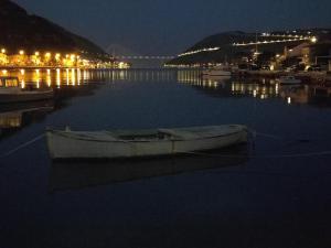 Apartment Aqua Dream - Private Jacuzzi, Wood BBQ , Terrace , Ground floor 