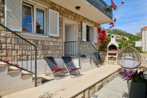 Apartment Aqua Dream - Private Jacuzzi, Wood BBQ , Terrace , Ground floor