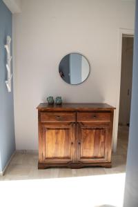 Naiads Nest - The Blue Wave