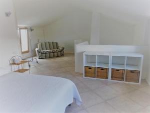 WHITE - San Pantaleo img16