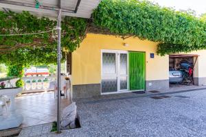 Apartments with parking space Baska, Krk - 20125