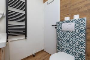 Apartments with WiFi Karlovac - 20990