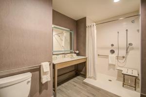 King Room - Disability Access room in Holiday Inn Hotel & Suites - Houston West - Katy Mills an IHG Hotel