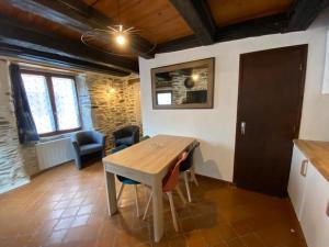 Maisons de vacances Gite Coubisou, 2 pieces, 3 personnes - FR-1-601-431 : photos des chambres