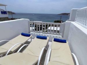 Blue Dolphin Antiparos Villas and Suites